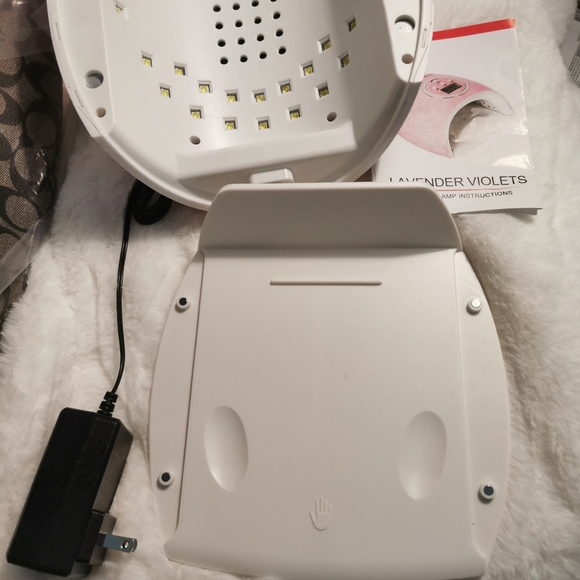 BUNDLE: 🆕 Lavender Violets UV LAMP, Sally Hansen Gel Top Coat, Revlon Gel Envy - Picture 15 of 16